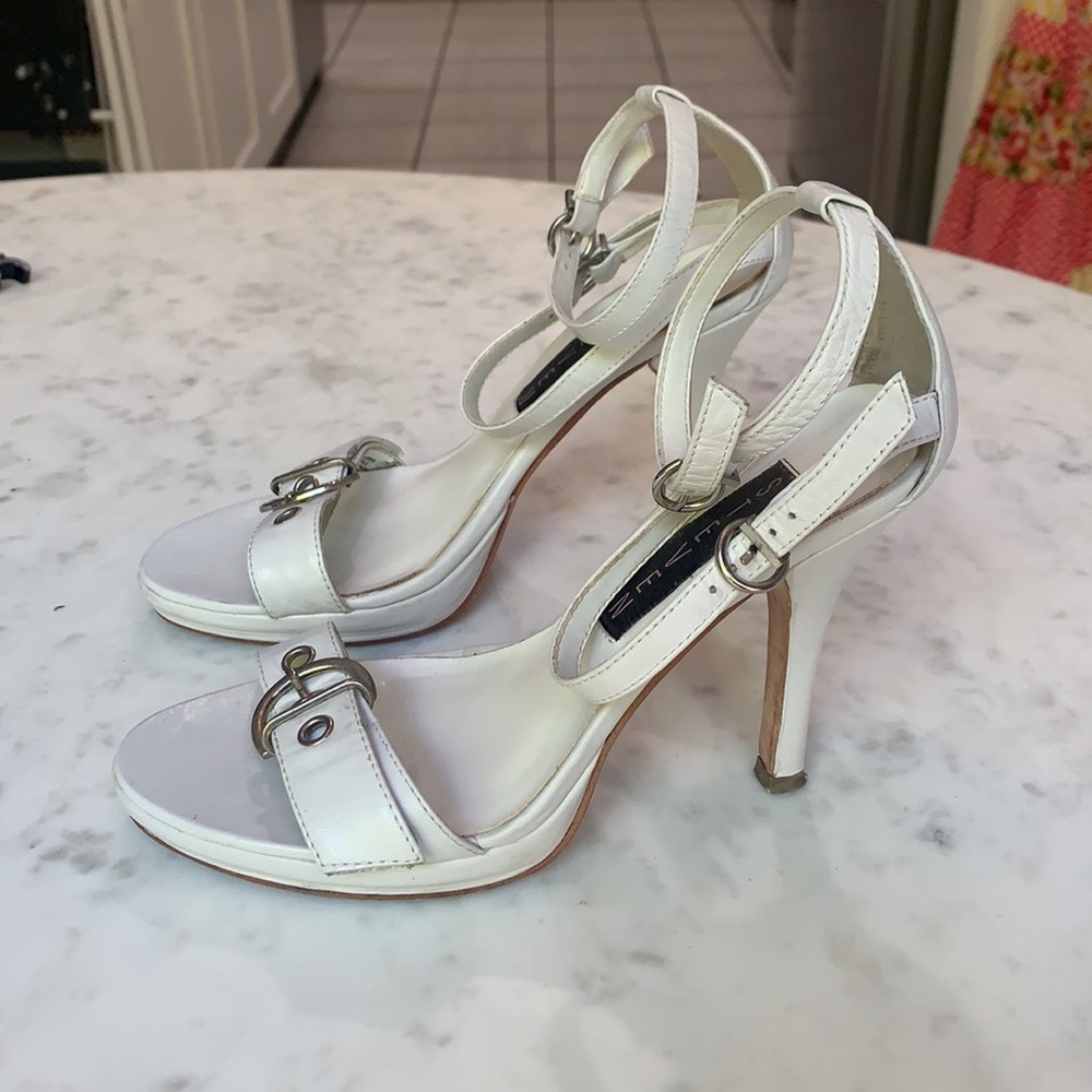 Vintage Y2K White Leather Platform heels